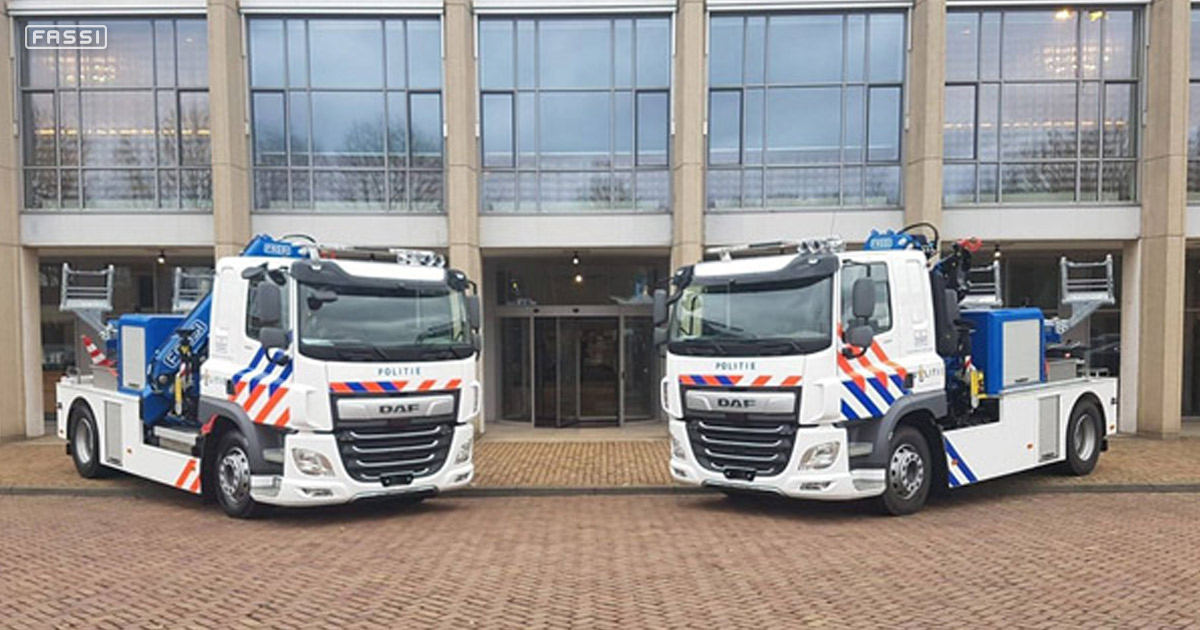 Four Fassi truck cranes for the Dutch Police 3
