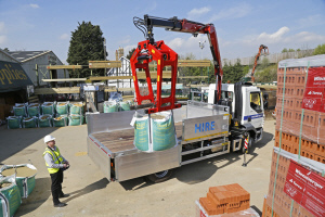 Fassi truck crane F80A on DAF Euro6