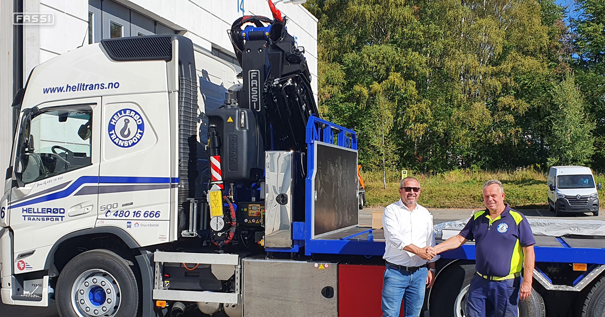 Two Fassi cranes with Fassi SHT system delivered