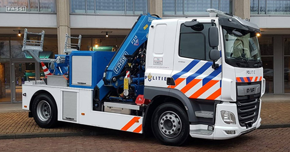 Four Fassi truck cranes for the Dutch Police 2