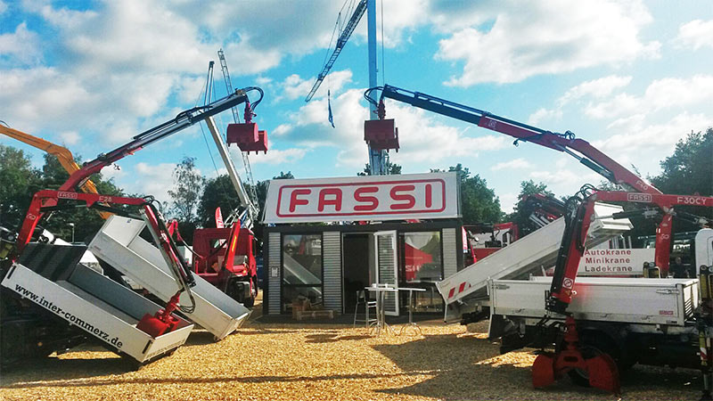 Fassi Ladekrane GmbH at the 2015 Nordbau Exhibition