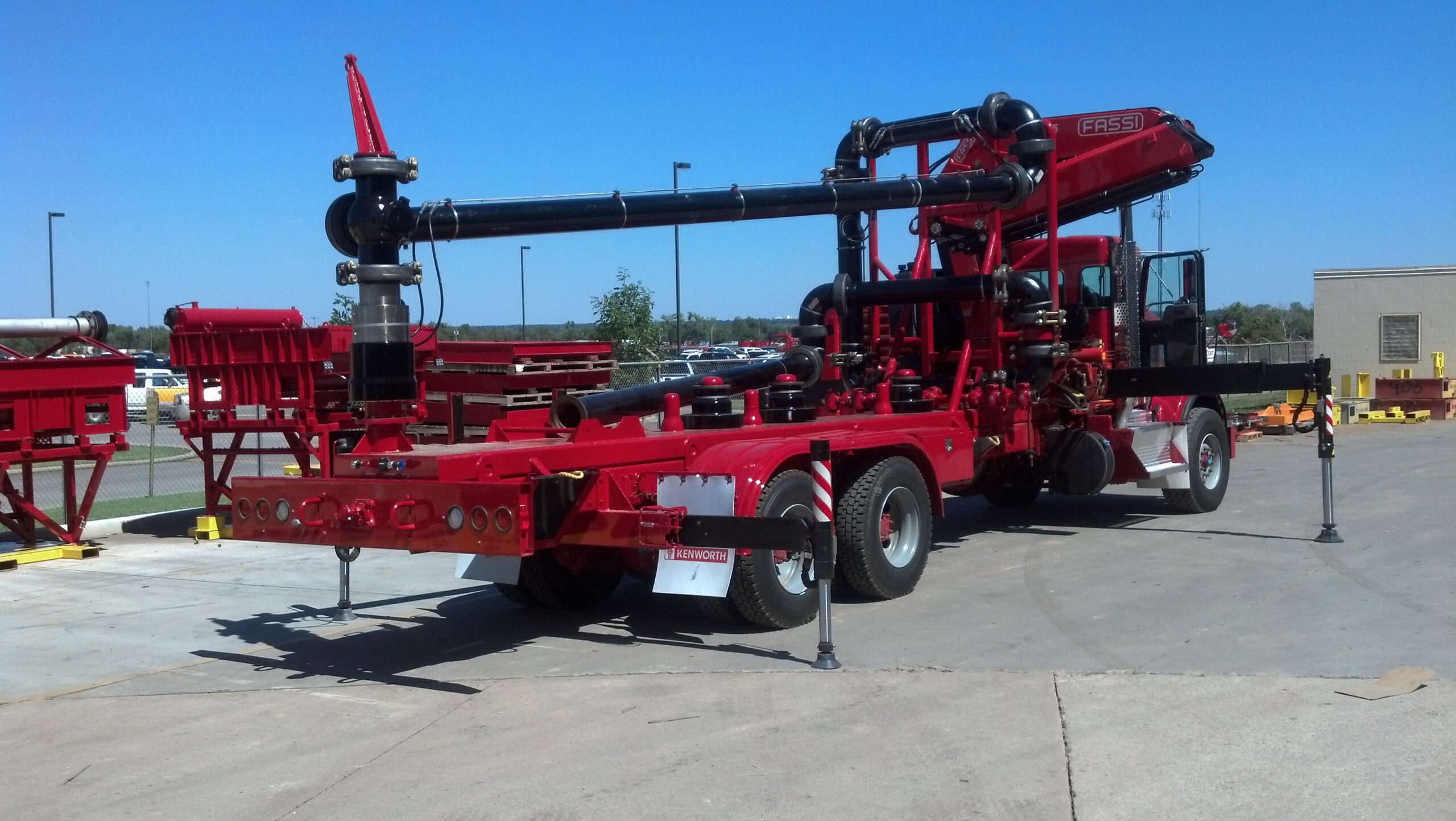 F275A224WellheadConnectnTruck1.jpg