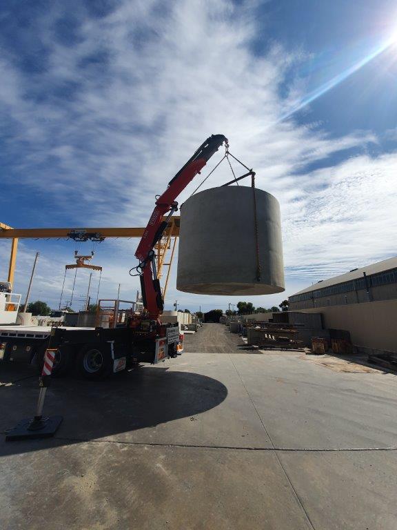 Fassi-F395A-2-24-xe-dynamic-by-Ahrns-Handling-Equipment-Pty-Ltd-of-Adelaide-Australia-3.jpg