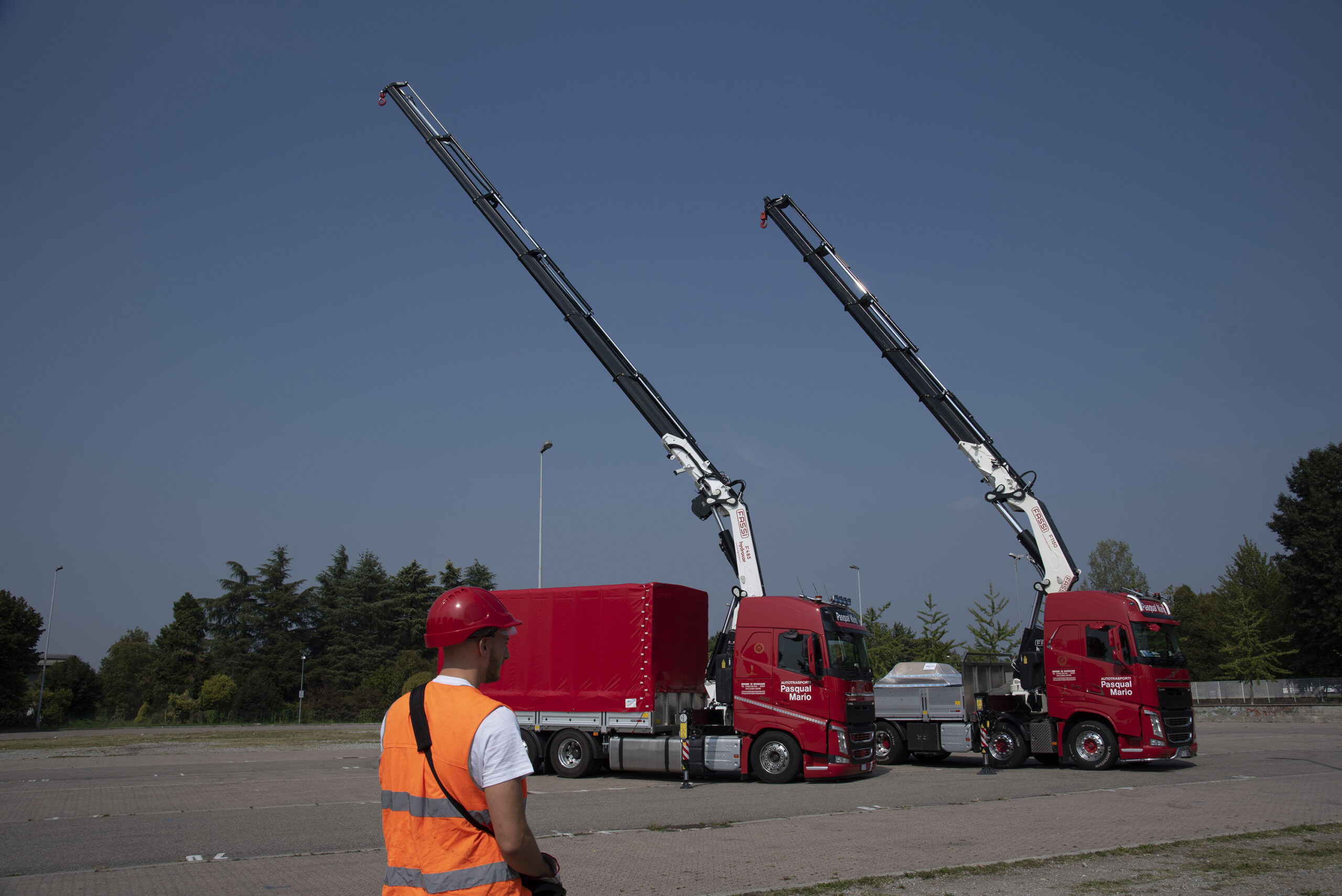 f485ra-xe-dynamic-gallery-7 f485ra-xe-dynamic-gallery-7