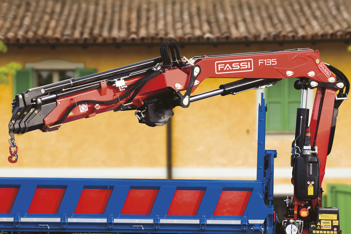 f135a.2-e-dynamic-copertina-mobile