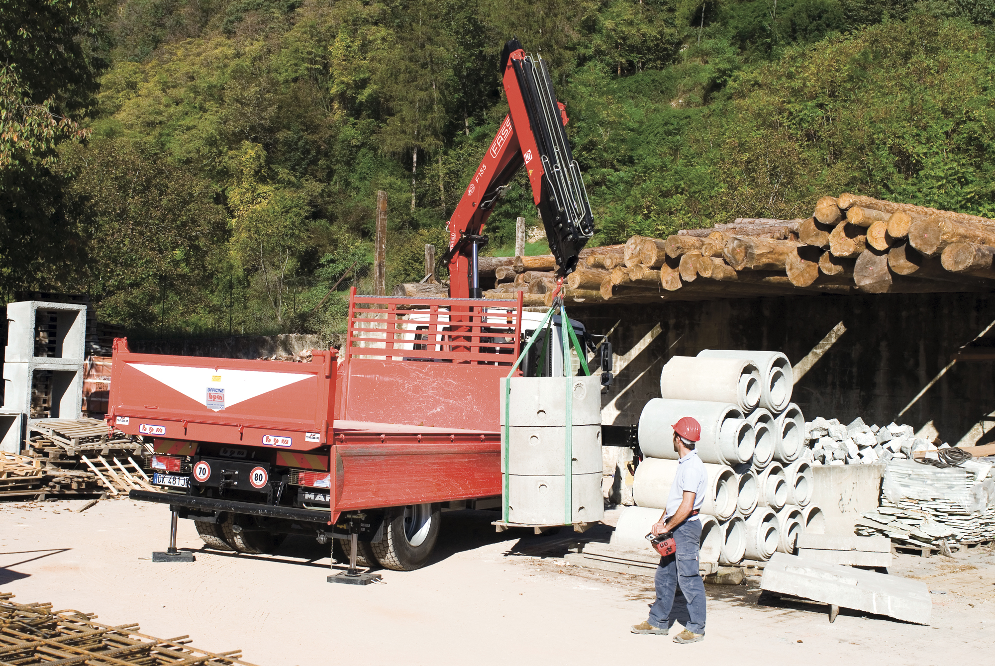 f155a-e-dynamic-gallery-3 f155a-e-dynamic-gallery-3