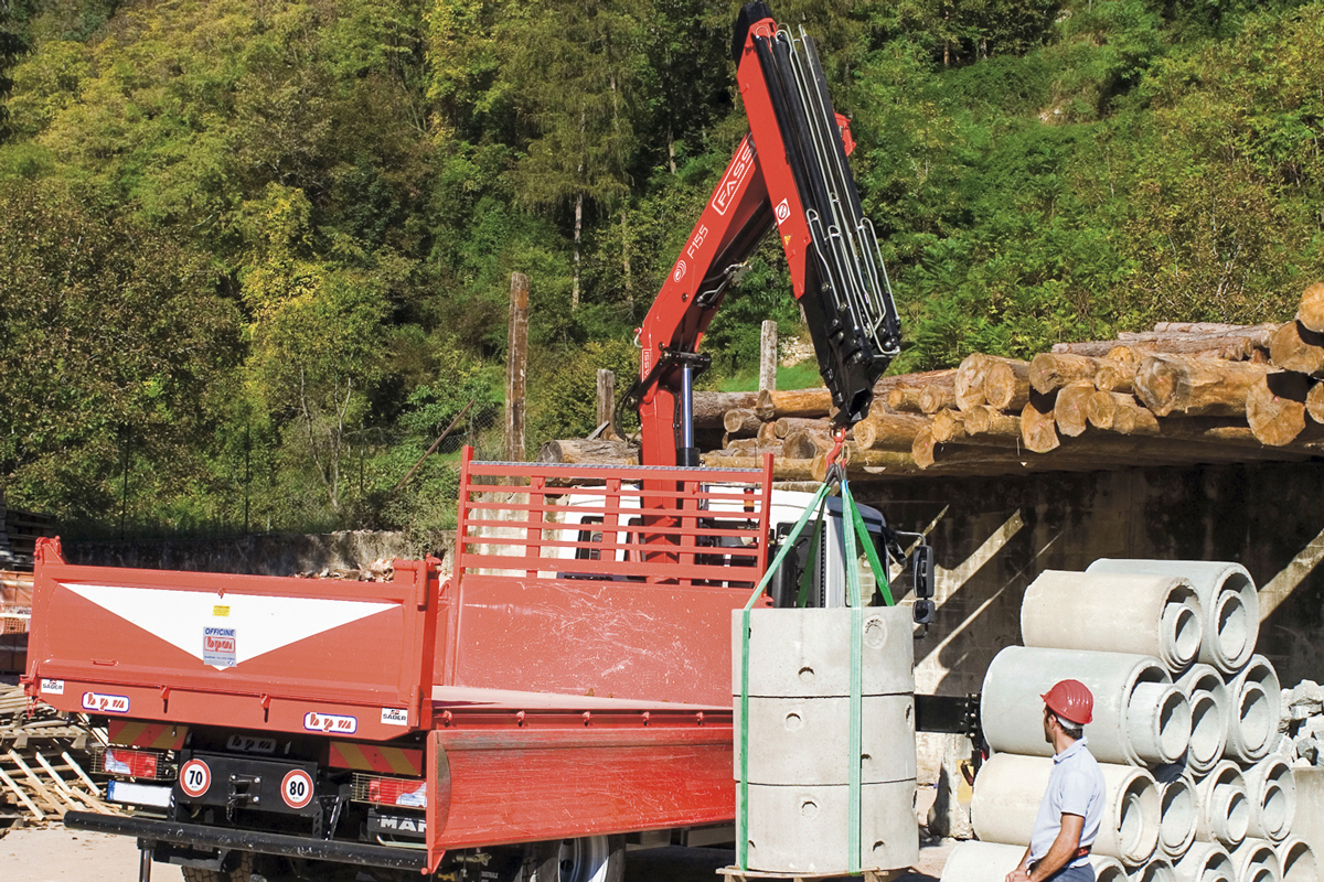 f155a.2-e-dynamic-copertina-mobile f155a.2-e-dynamic-copertina-mobile