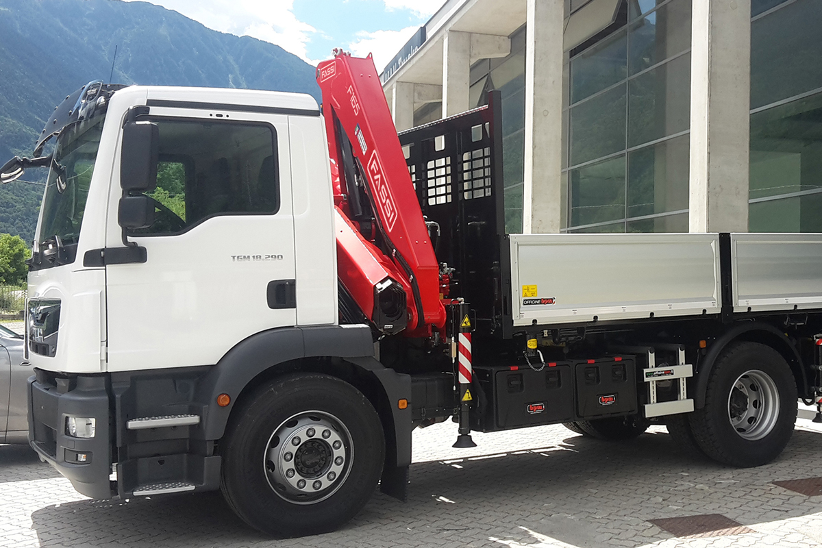 f165a.0-e-active-copertina-mobile