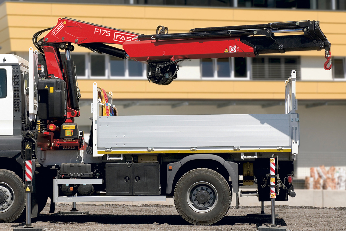 f175a.2-e-dynamic-copertina-mobile