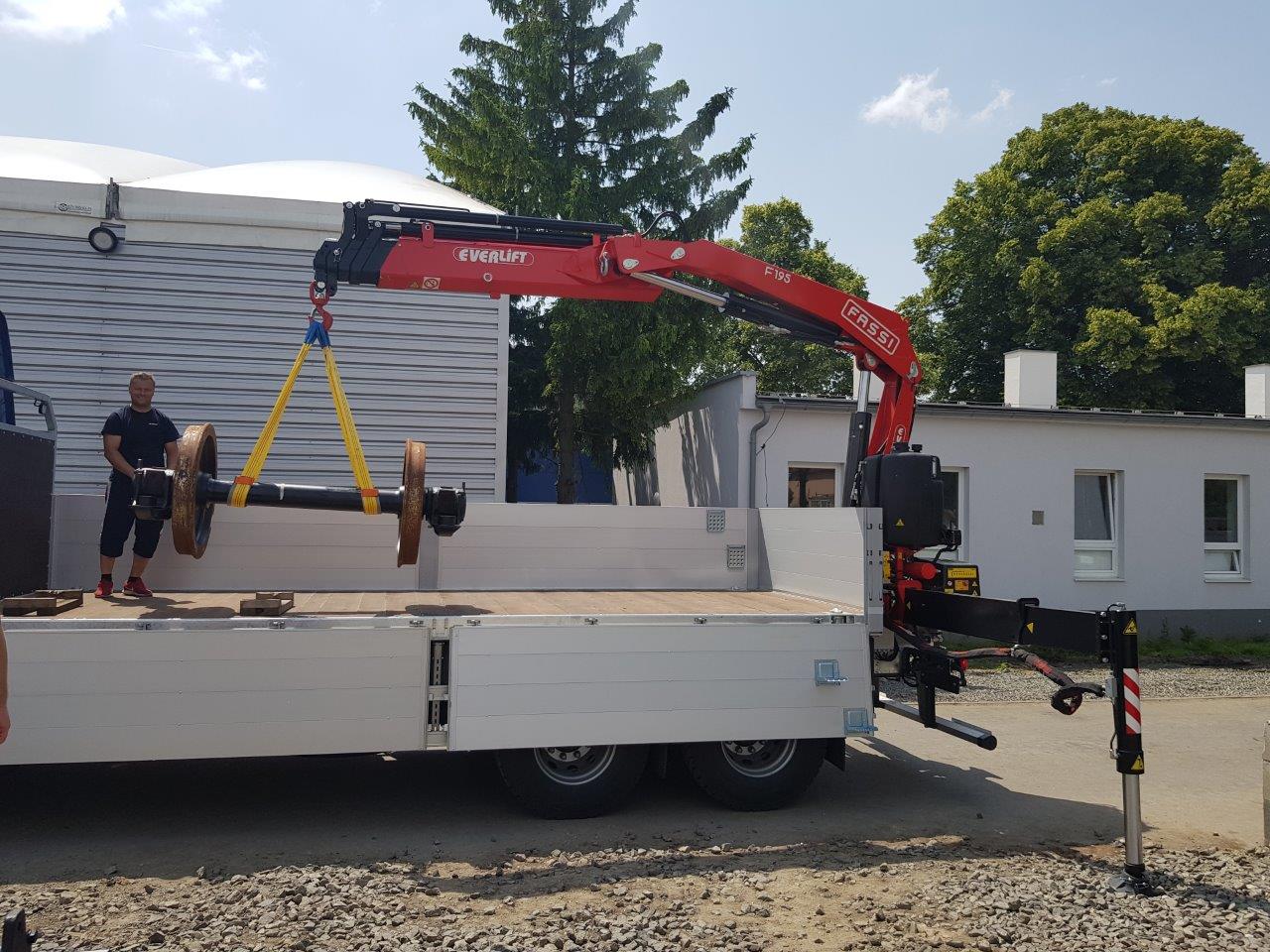 f195a-active-gallery-2