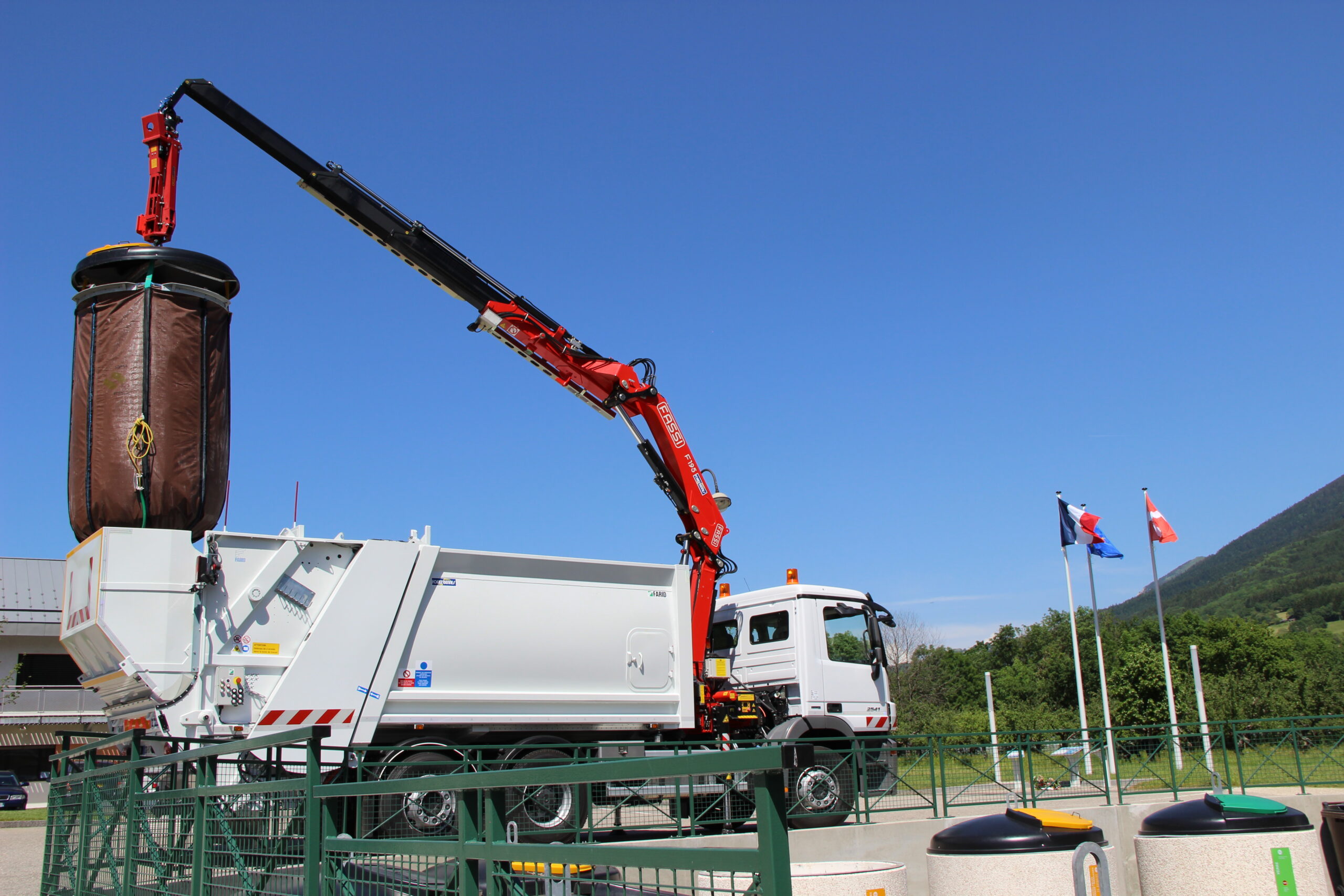 f195a-dynamic-gallery-2