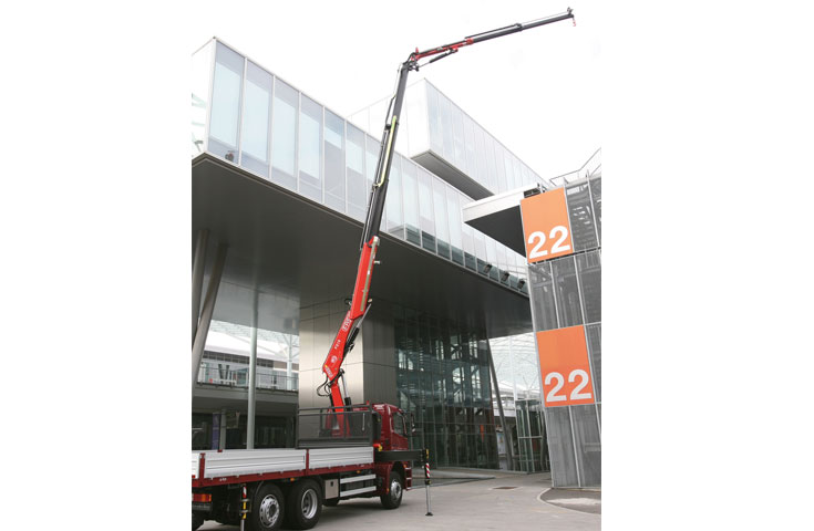 fassi-boom-crane-F215A-dynamic-F215A-e-dynamic-07 fassi-boom-crane-F215A-dynamic-F215A-e-dynamic-07