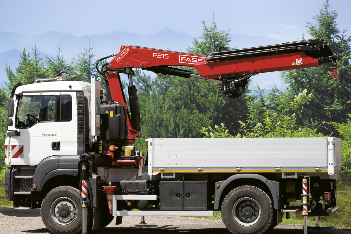 f215a.2-e-dynamic-copertina-mobile