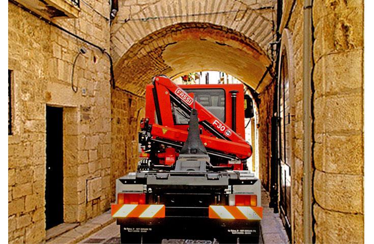 fassi-hydraulic-crane-F30CY-active-02
