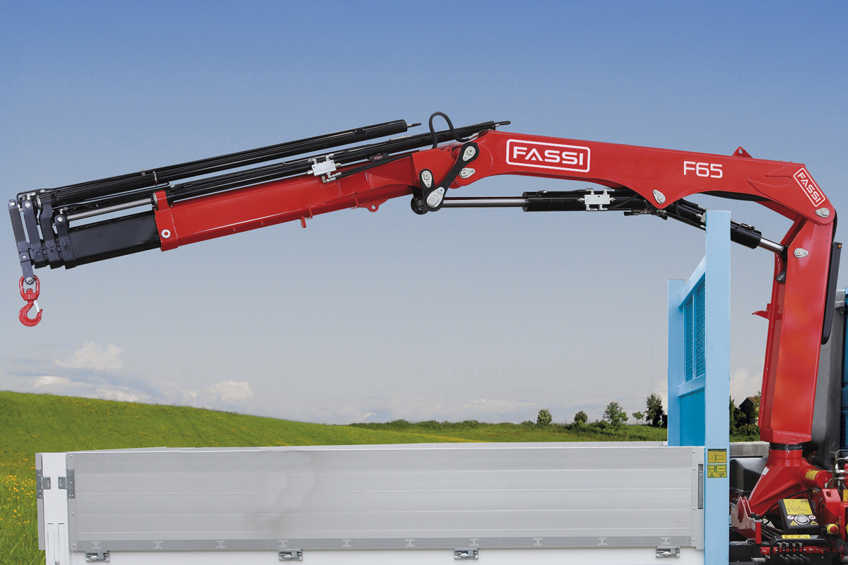 f65b.1-dynamic-copertina-mobile f65b.1-dynamic-copertina-mobile