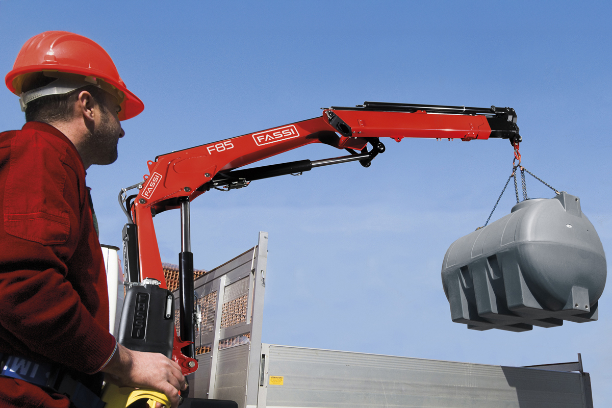 f85b.1-dynamic-copertina-mobile f85b.1-dynamic-copertina-mobile