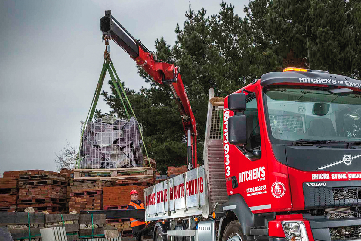 f85b.1-e-dynamic-copertina-mobile