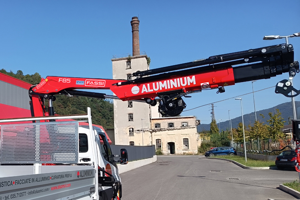 f85b.2-dynamic-copertina-mobile