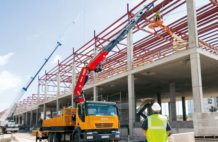 fassi-truck-mounted-crane-F455RA-e-dynamic-02 fassi-truck-mounted-crane-F455RA-e-dynamic-02