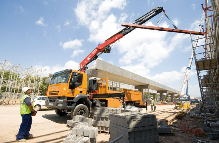 fassi-truck-mounted-crane-F455RA-e-dynamic-05 fassi-truck-mounted-crane-F455RA-e-dynamic-05