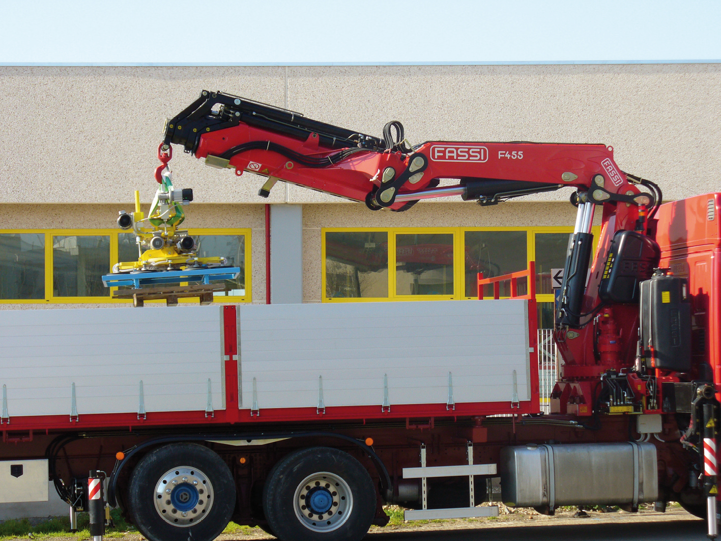 f455ra-e-dynamic-gallery-3