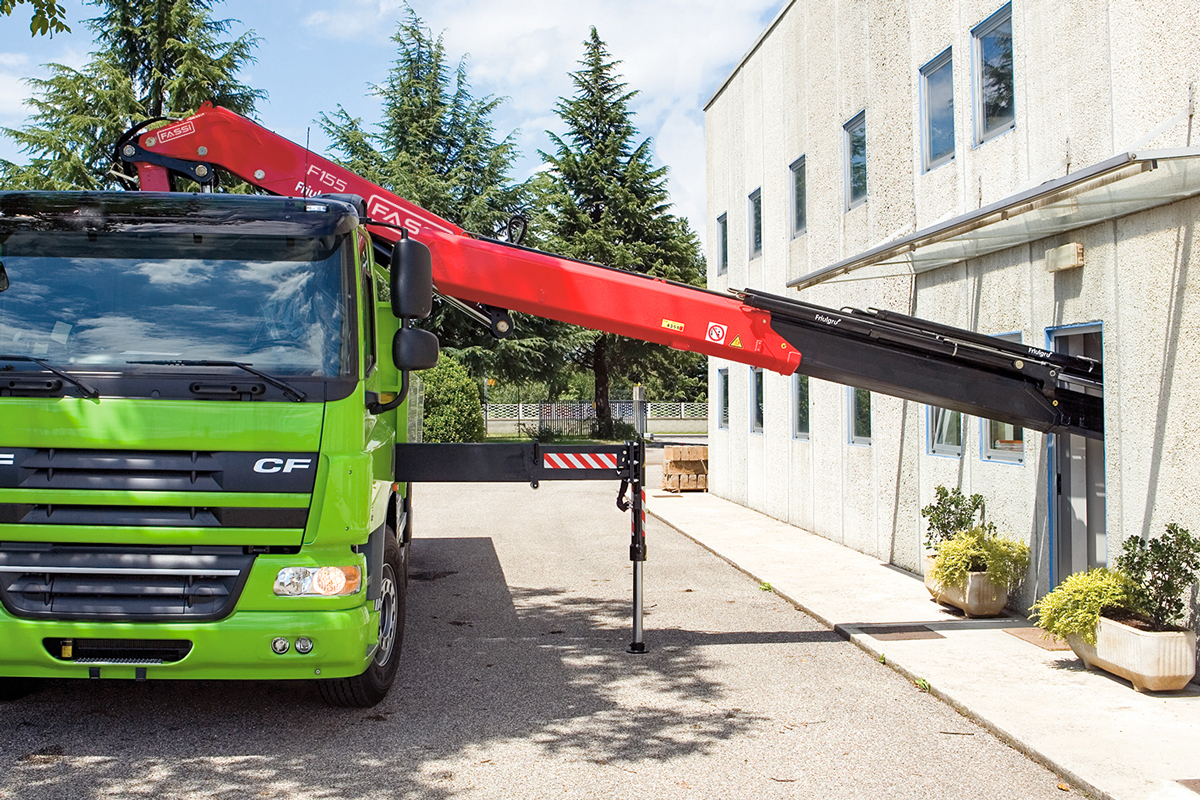 f155a.2-copertina-mobile