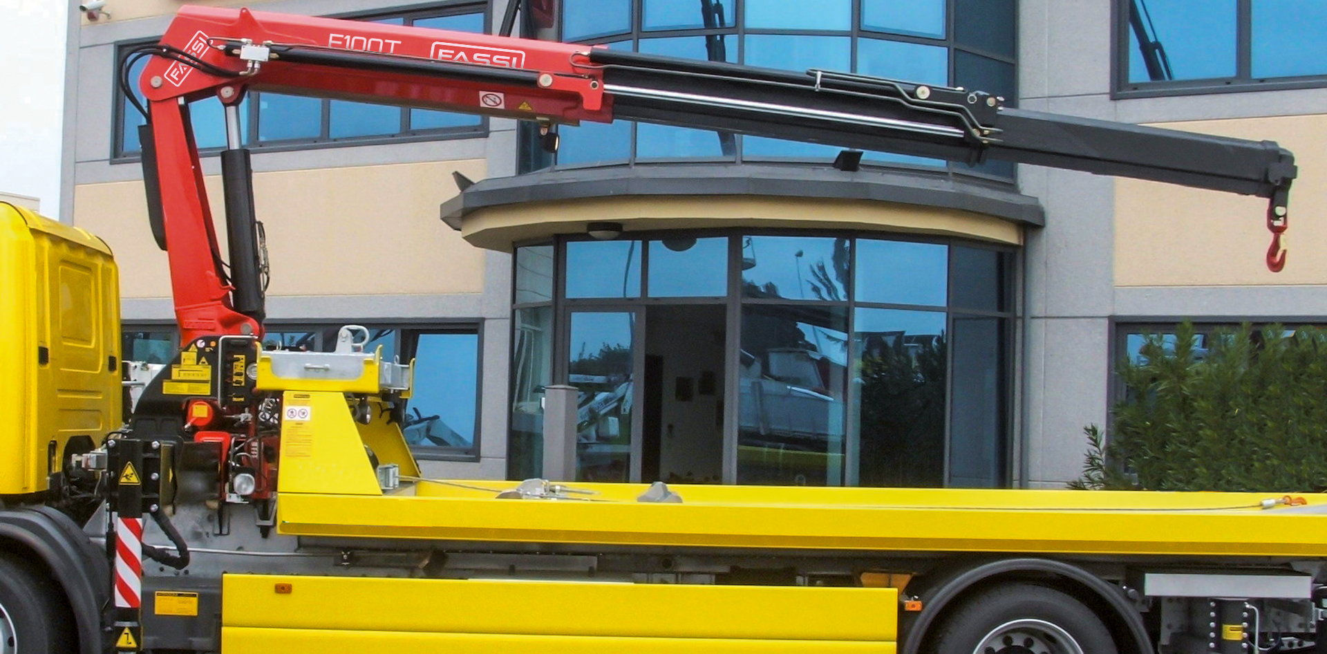 f100at-copertina f100at-copertina