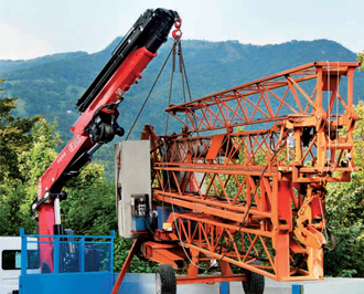 fassi-loader-crane-F295RA-dynamic-02 fassi-loader-crane-F295RA-dynamic-02