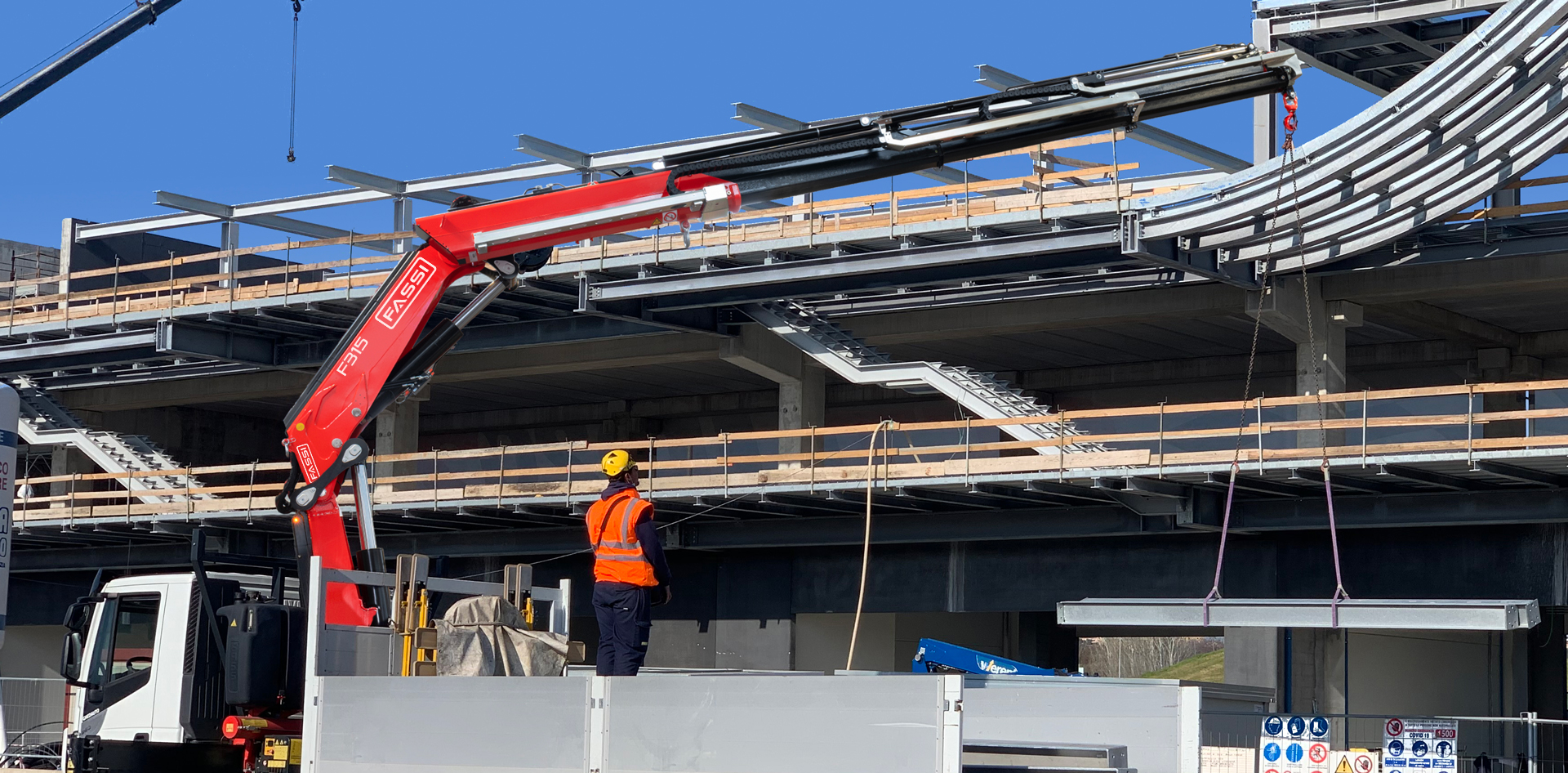 f315b.2-e-dynamic-copertina f315b.2-e-dynamic-copertina