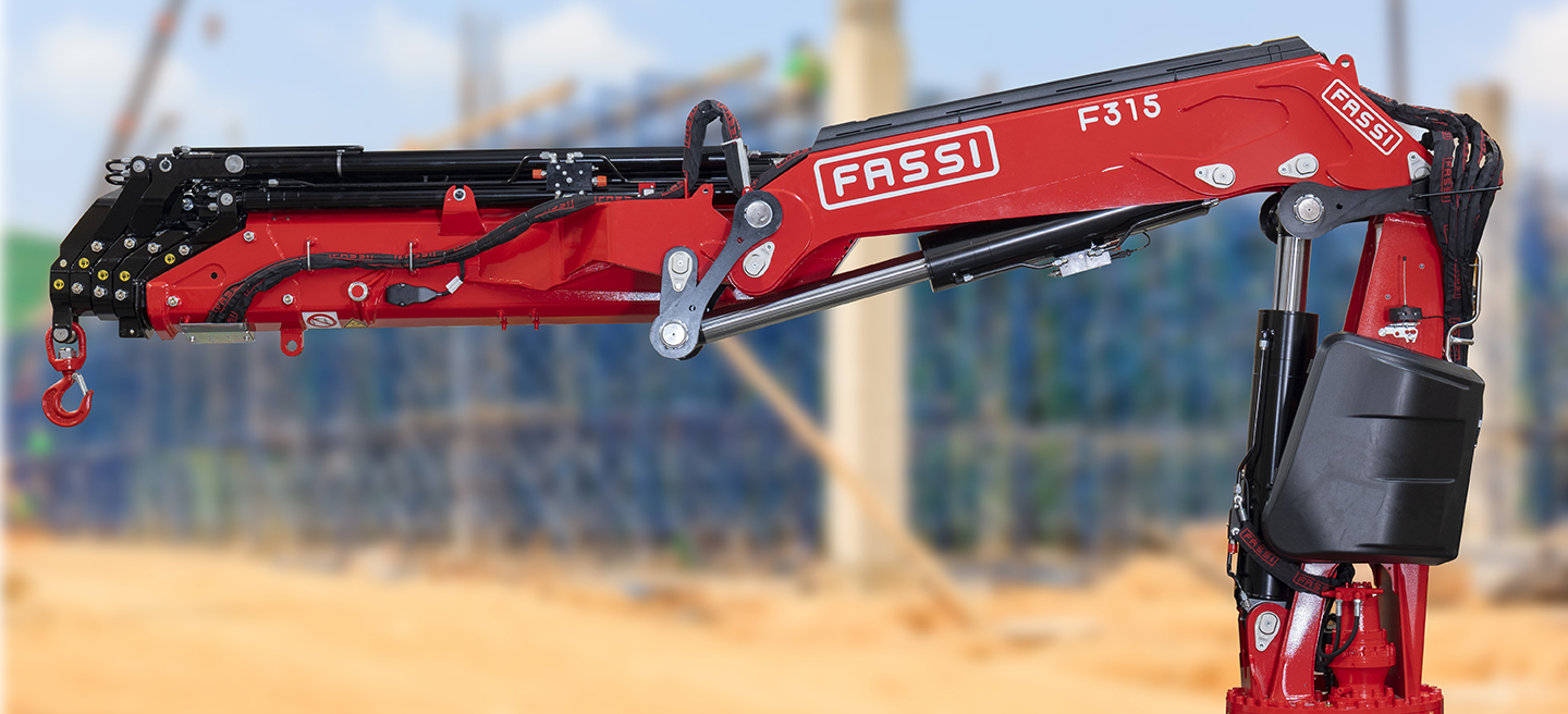 fassi-loader-crane-F315RB-e-dynamic-01